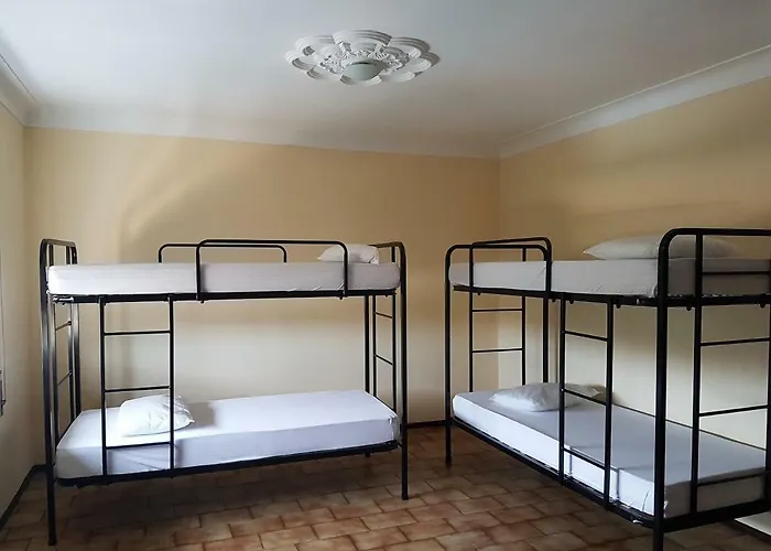 招待所 Yaholidays *