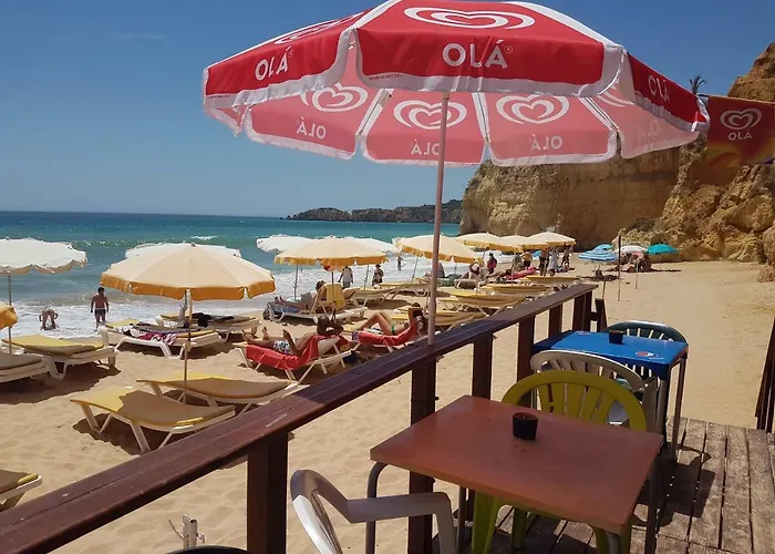 Yaholidays 招待所 *