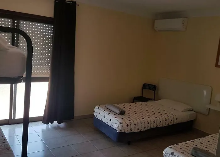 Yaholidays Affittacamere *