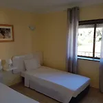 Yaholidays Penzion *