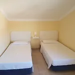 Penzion Yaholidays *